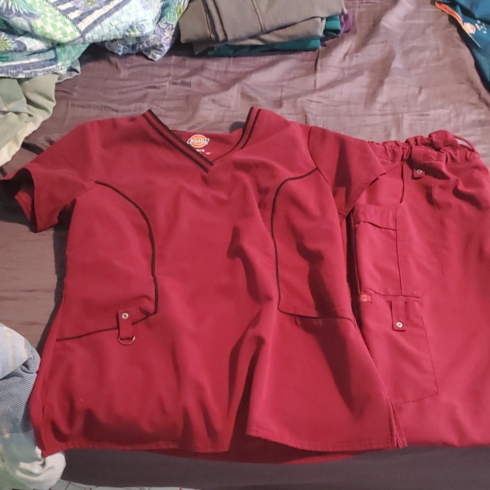 Dickies Xtreme stretch Scrub set both size large